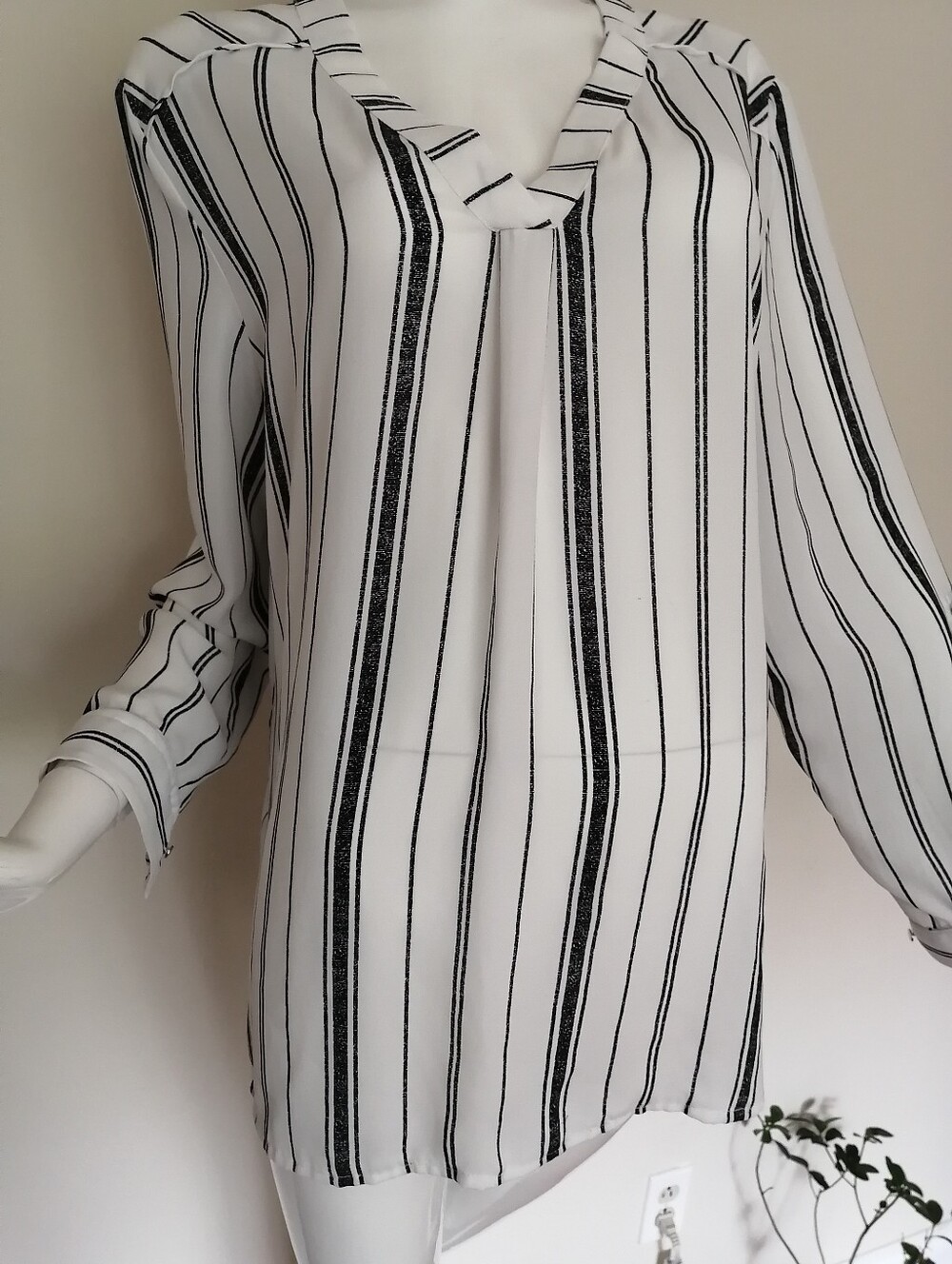 Reitmans Black & White Striped V-Neck Blouse - Picture 5 of 8